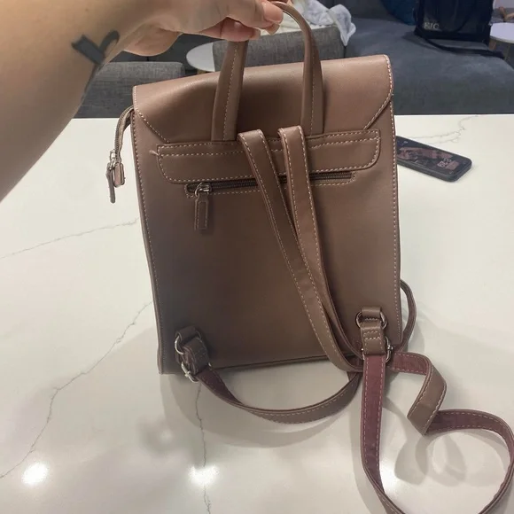 David Jones Backpack - Picture 2 of 2